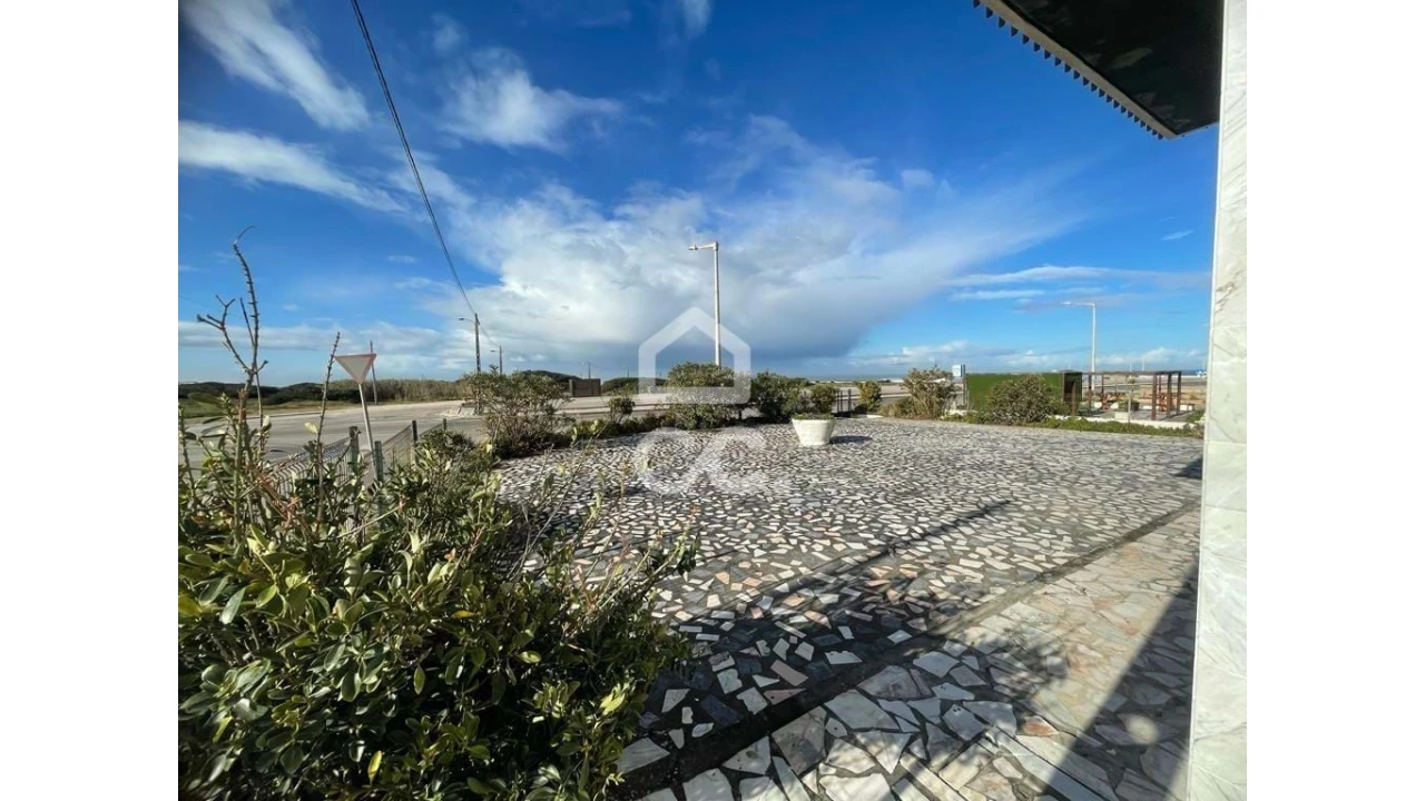 Negócio para Venda em Coimbrão Foto 6