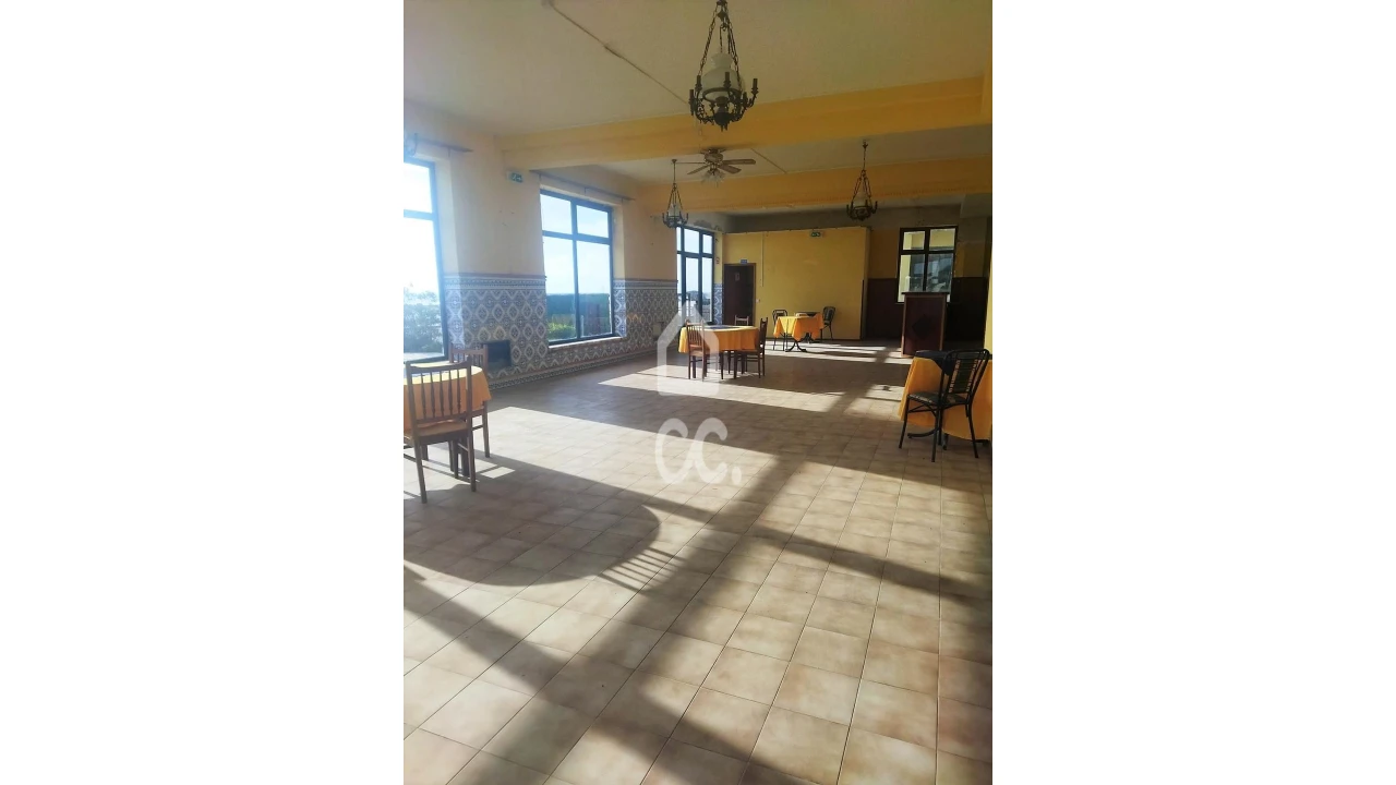 Negócio para Venda em Coimbrão Foto 16
