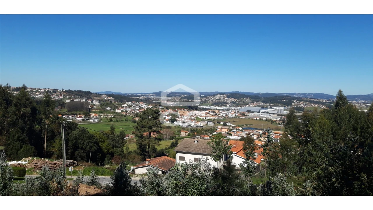 Terreno para Venda em São Tomé de Negrelos Foto 4