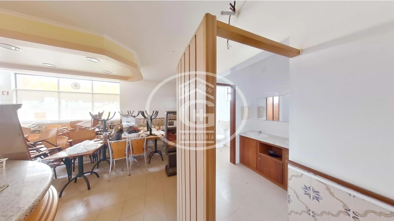 Armazém para Venda em Alpiarça Foto 6