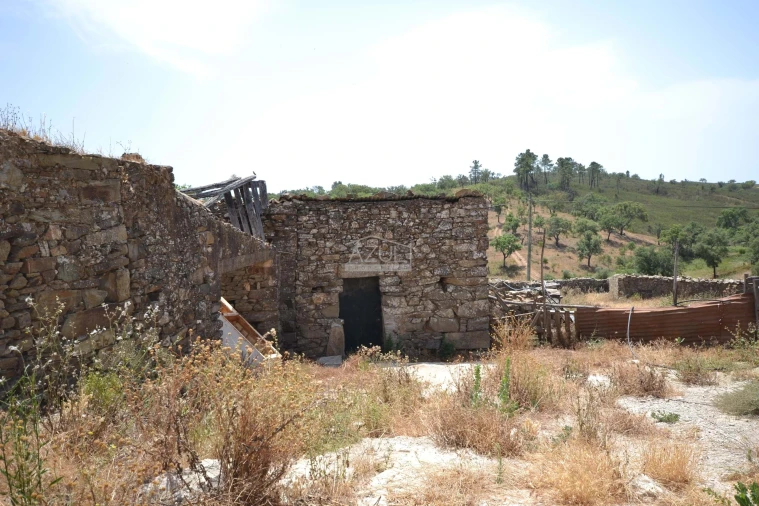 Terreno para Venda em Salir Foto 7