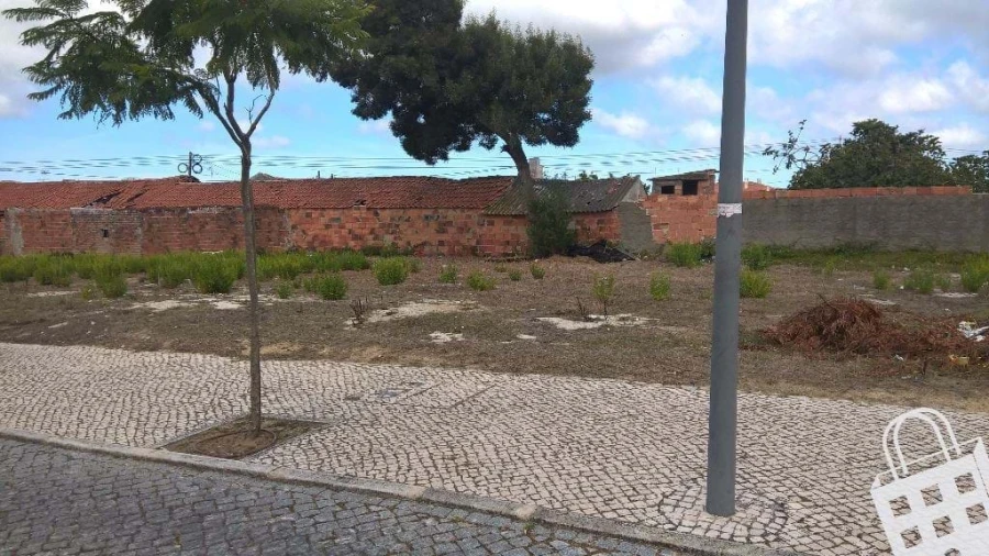 Terreno para Venda em Moita Foto 2