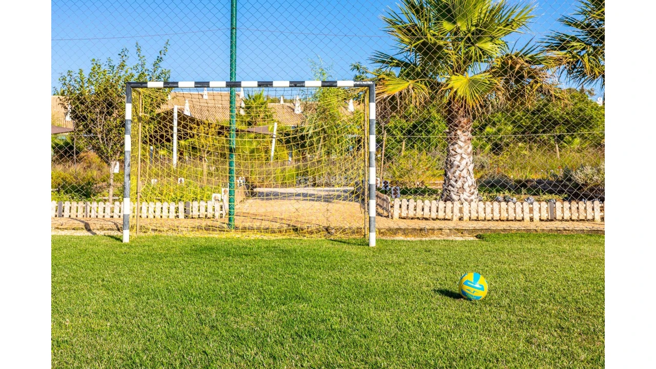 Negócio para Venda em Luz Foto 19
