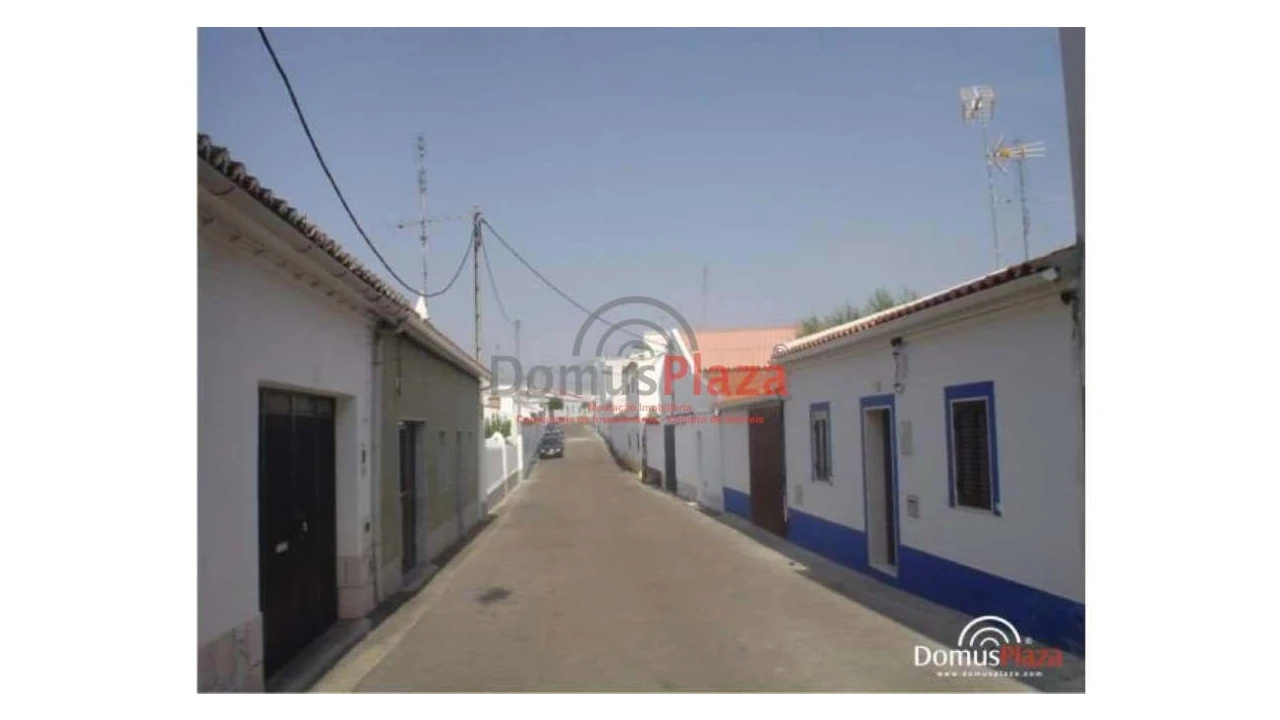 Terreno para Venda em Santa Eulalia Foto 2