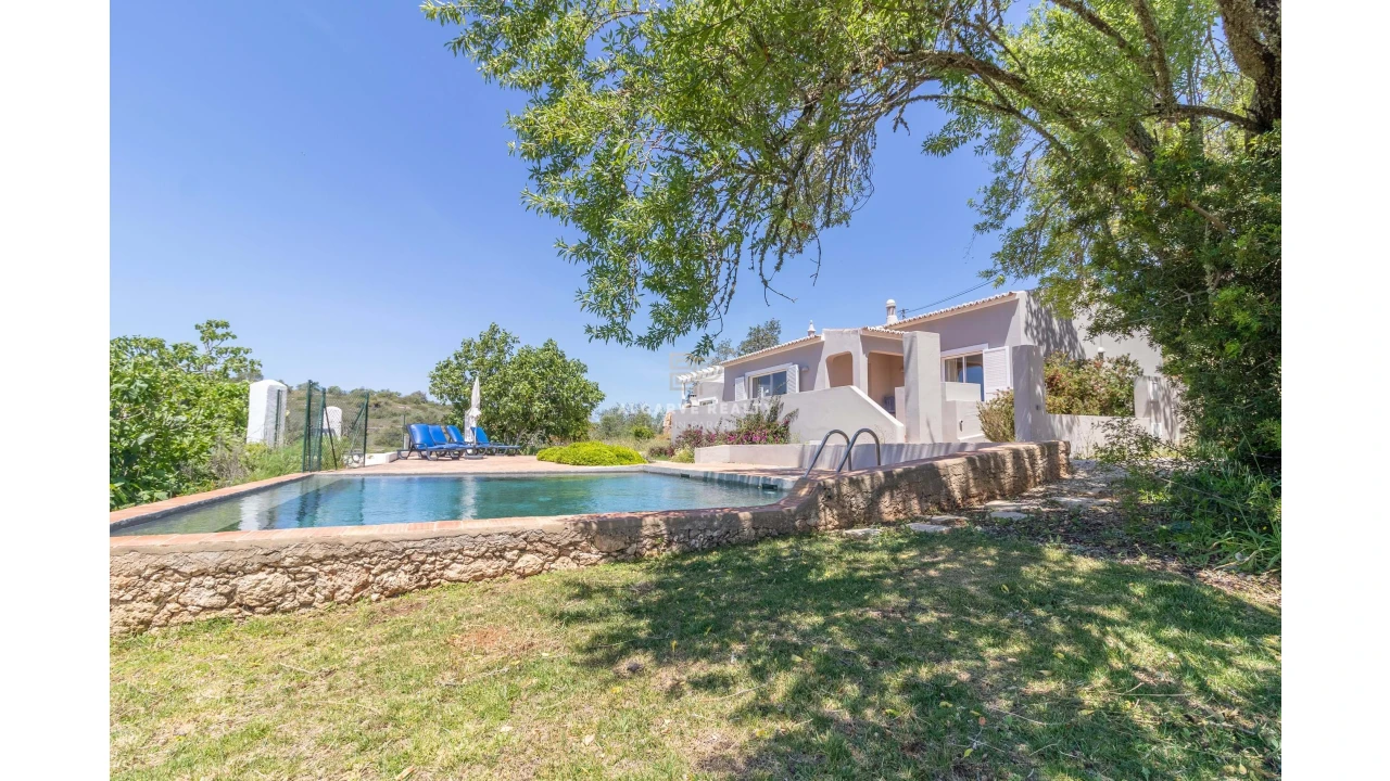 Negócio para Venda em Estômbar e Parchal Foto 21