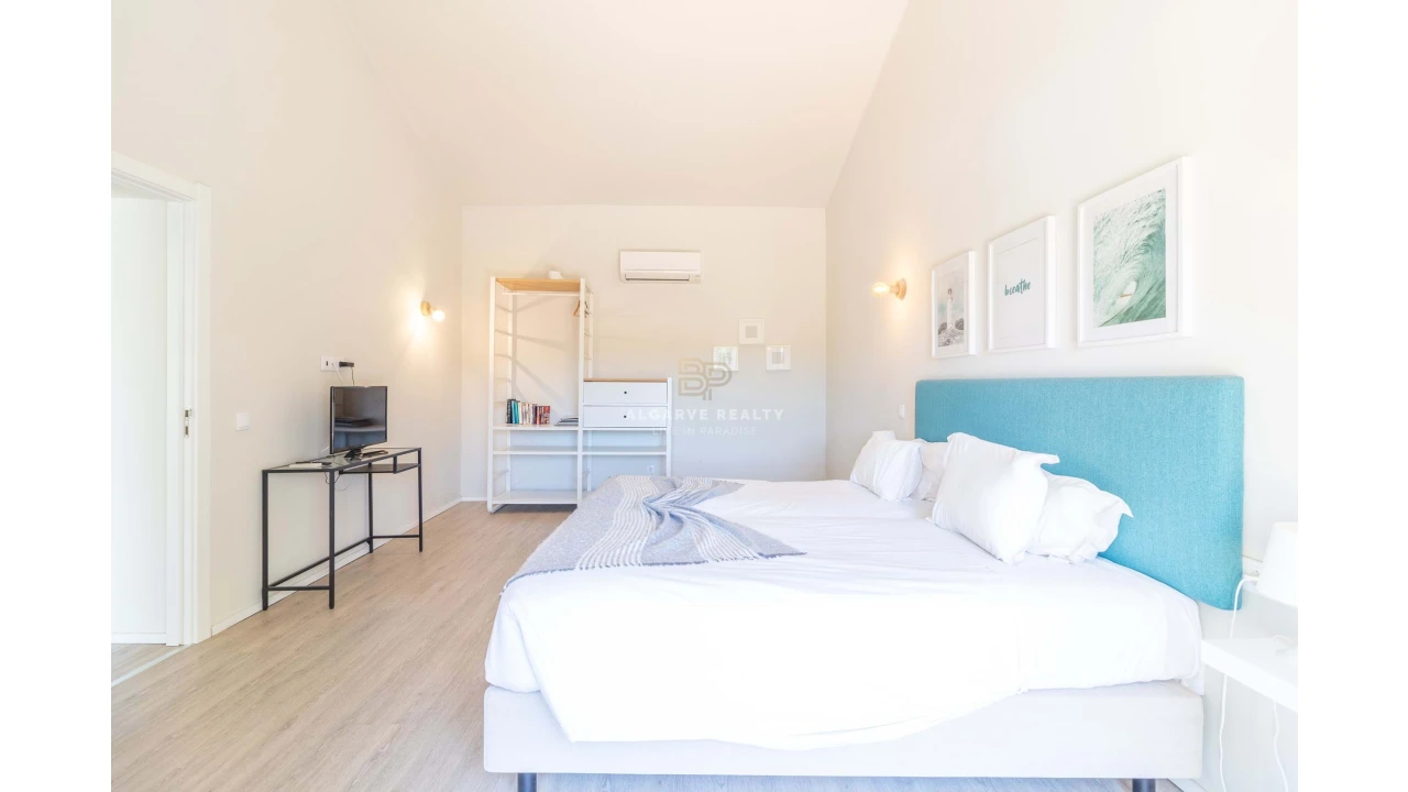 Negócio para Venda em Estômbar e Parchal Foto 8