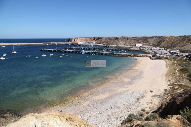 Terreno para Venda em Vila de Sagres Foto 11