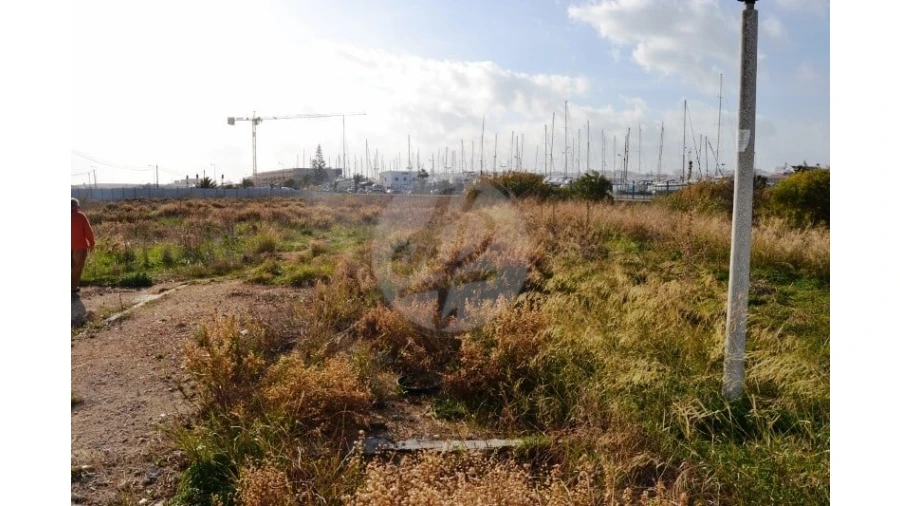 Terreno para Venda em Lagos (São Sebastião e Santa Maria) Foto 3