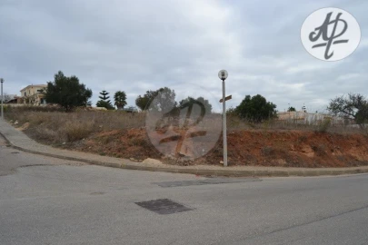 Terreno para Venda em Lagos (São Sebastião e Santa Maria)