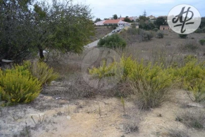 Terreno para Venda em Lagos (São Sebastião e Santa Maria)