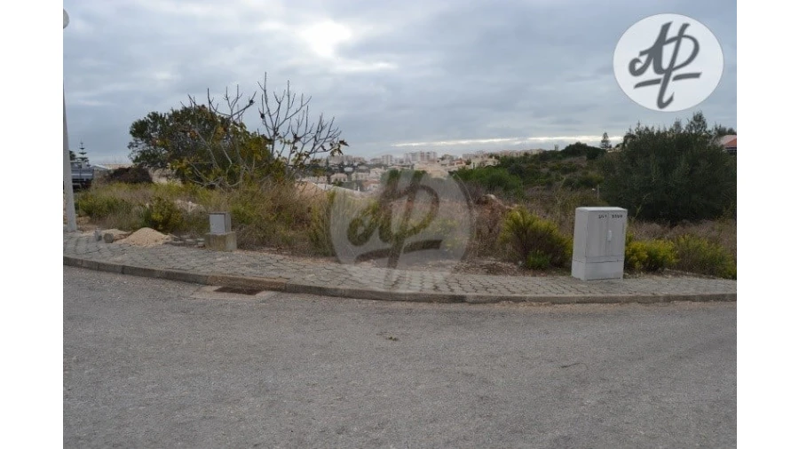 Terreno para Venda em Lagos (São Sebastião e Santa Maria) Foto 4