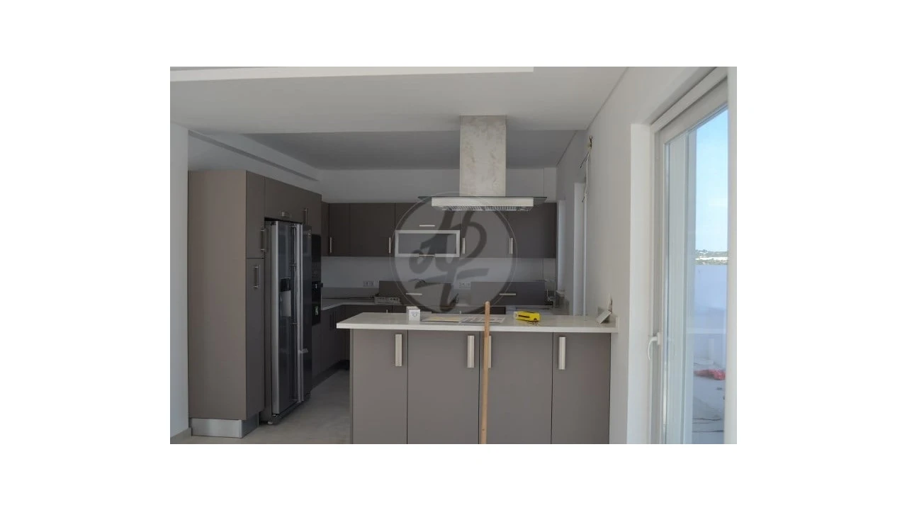 Moradia T4 para Venda em Lagos (São Sebastião e Santa Maria) Foto 7