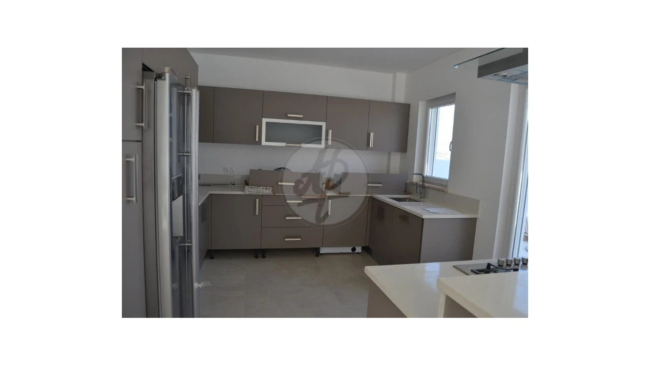 Moradia T4 para Venda em Lagos (São Sebastião e Santa Maria) Foto 9