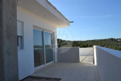 Moradia T4 para Venda em Lagos (São Sebastião e Santa Maria)