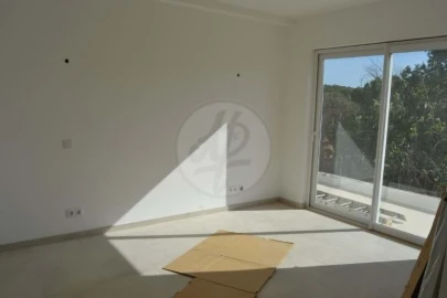Moradia T4 para Venda em Lagos (São Sebastião e Santa Maria)