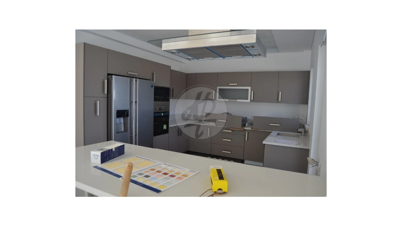 Moradia T4 para Venda em Lagos (São Sebastião e Santa Maria) Foto 8