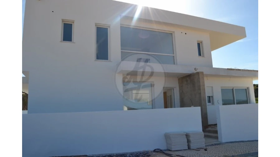 Moradia T4 para Venda em Lagos (São Sebastião e Santa Maria) Foto 3