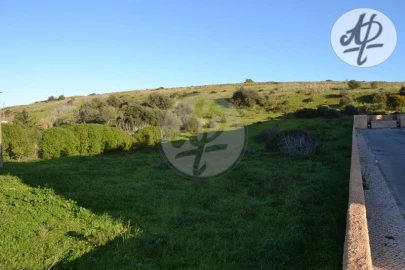 Terreno para Venda em Lagos (São Sebastião e Santa Maria)