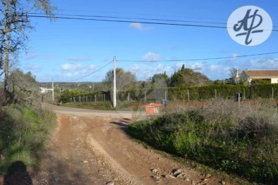 Terreno para Venda em Lagos (São Sebastião e Santa Maria)