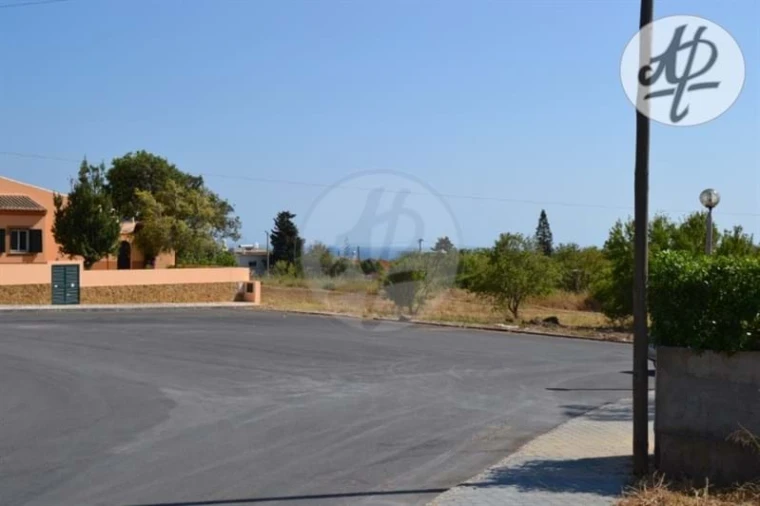 Terreno para Venda em Luz Foto 3