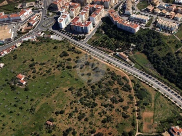 Terreno para Venda em Lagos (São Sebastião e Santa Maria)