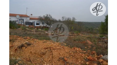 Terreno para Venda em Lagos (São Sebastião e Santa Maria)