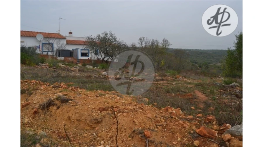 Terreno para Venda em Lagos (São Sebastião e Santa Maria) Foto 2