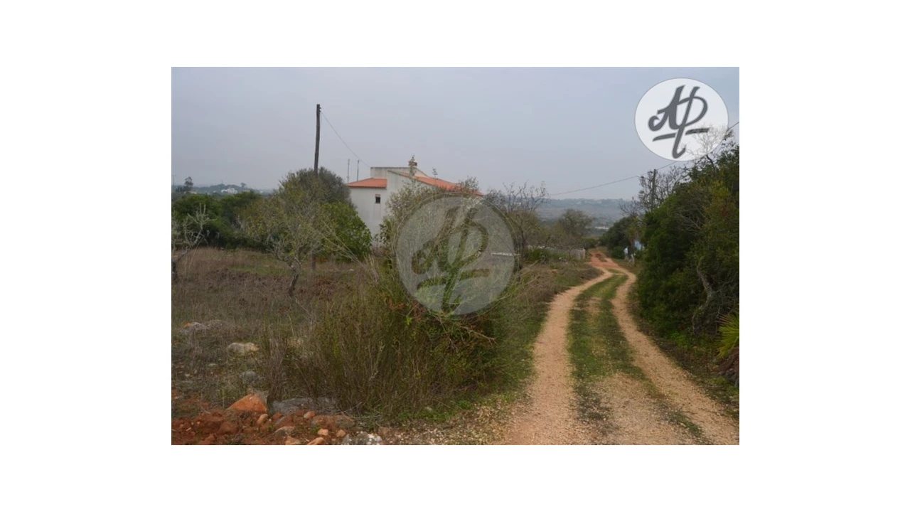 Terreno para Venda em Lagos (São Sebastião e Santa Maria) Foto 3