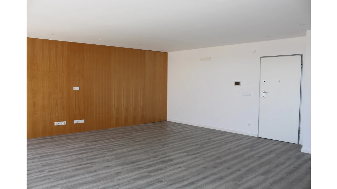 Apartamento T4 para Venda em Vila do Bispo e Raposeira Foto 15