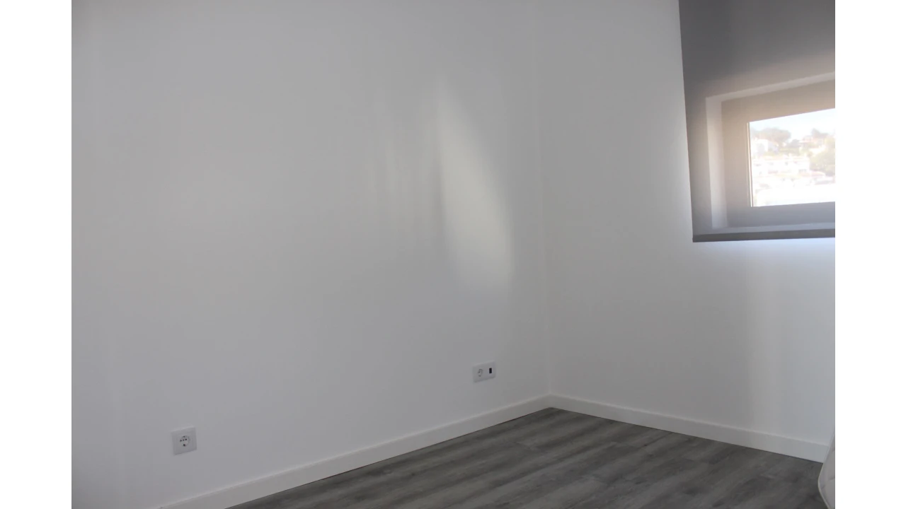 Apartamento T4 para Venda em Vila do Bispo e Raposeira Foto 33