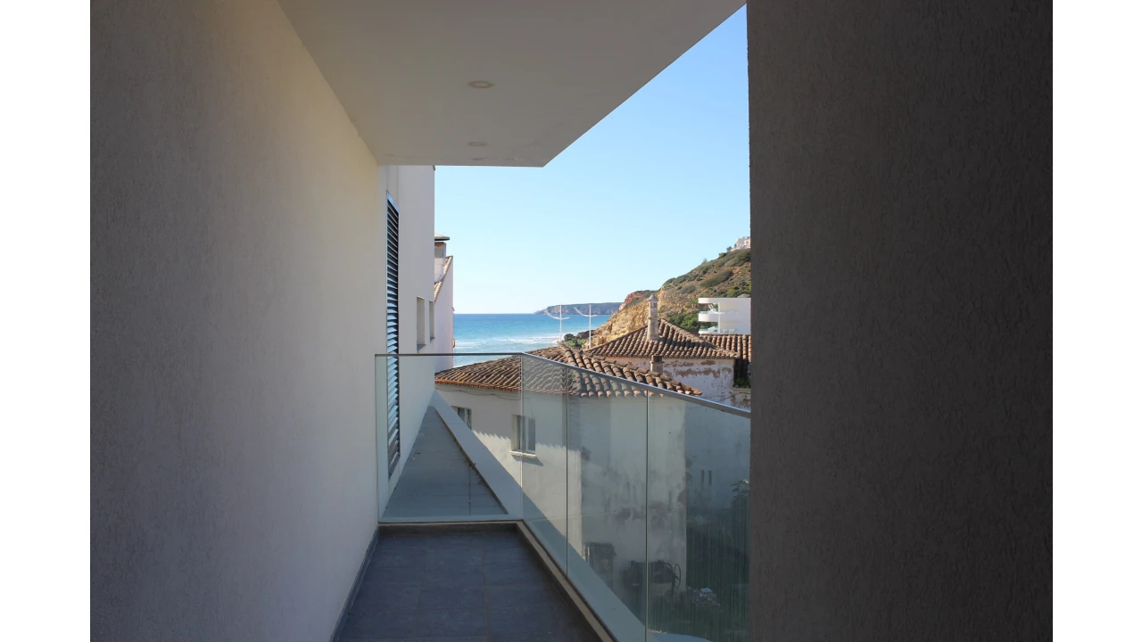 Apartamento T4 para Venda em Vila do Bispo e Raposeira Foto 25