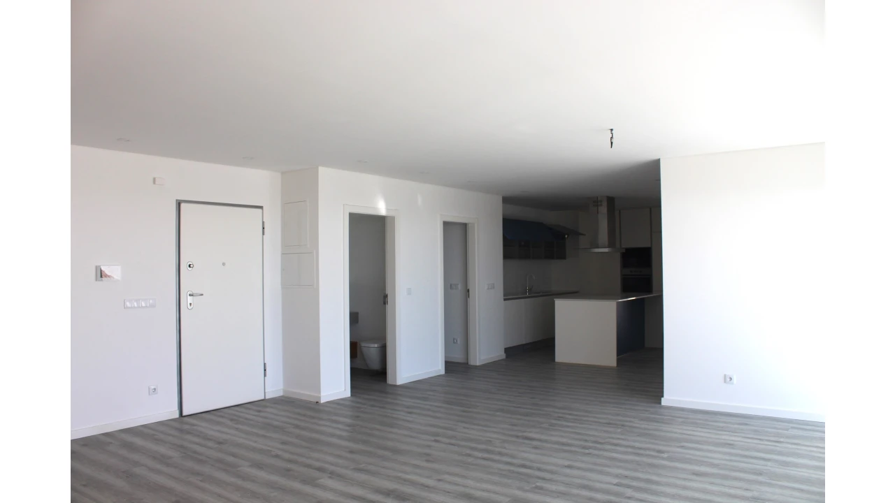 Apartamento T4 para Venda em Vila do Bispo e Raposeira Foto 10