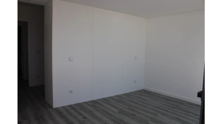 Apartamento T4 para Venda em Vila do Bispo e Raposeira Foto 38