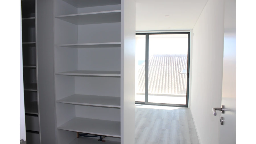 Apartamento T4 para Venda em Vila do Bispo e Raposeira Foto 34