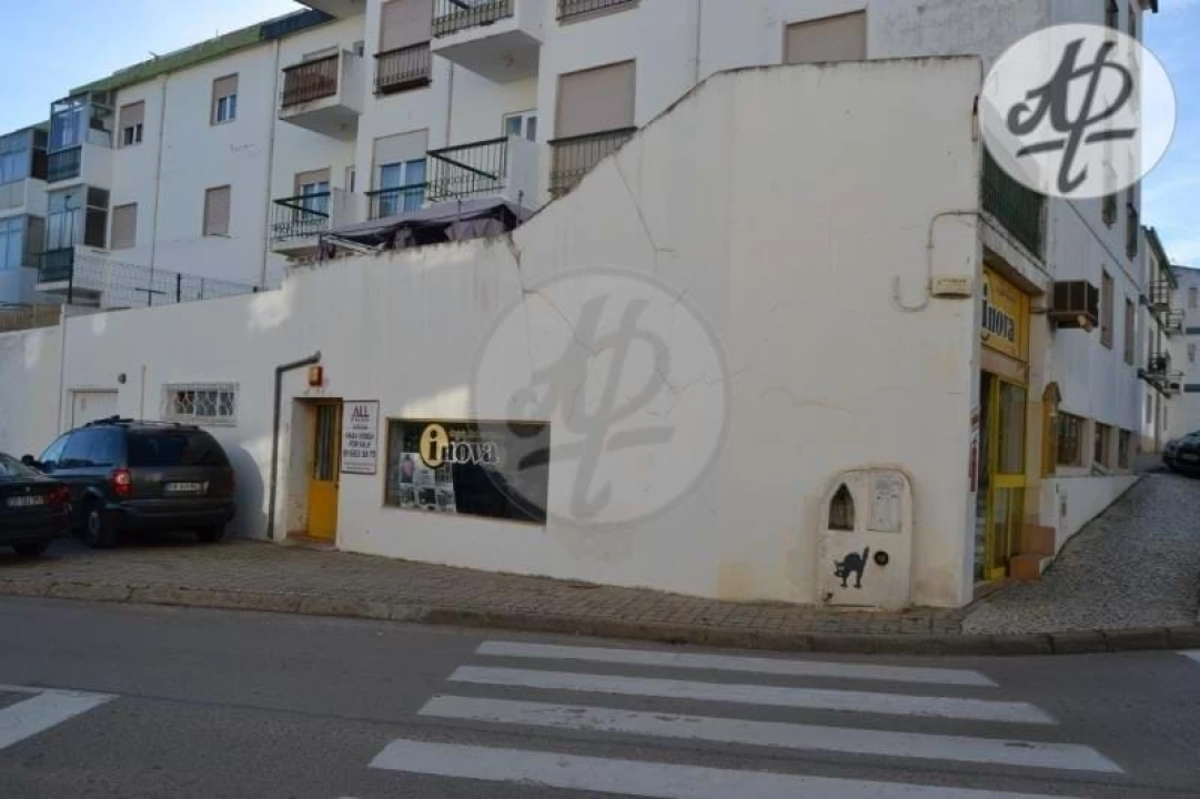 Negócio para Venda em Lagos (São Sebastião e Santa Maria) Foto 3