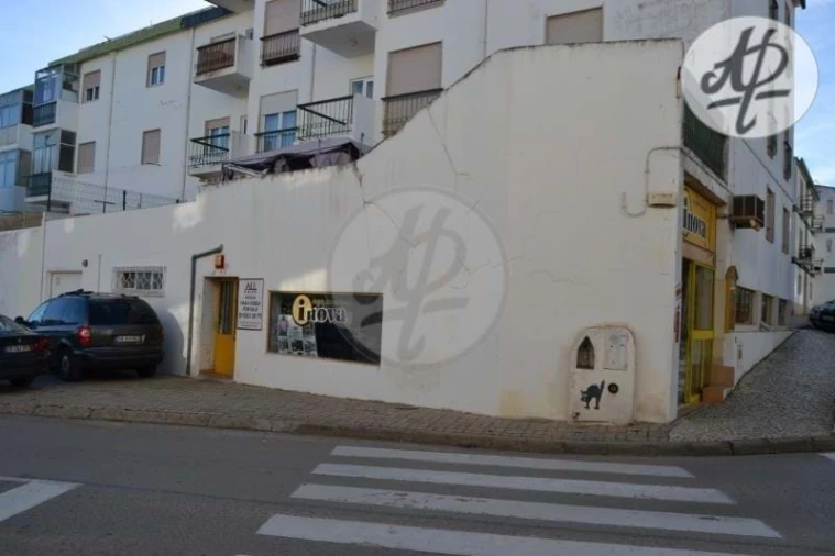 Negócio para Venda em Lagos (São Sebastião e Santa Maria) Foto 3