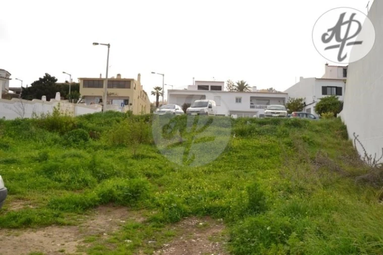 Terreno para Venda em Lagos (São Sebastião e Santa Maria) Foto 2