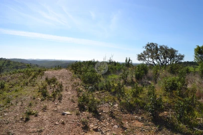 Terreno para Venda em Lagos (São Sebastião e Santa Maria)