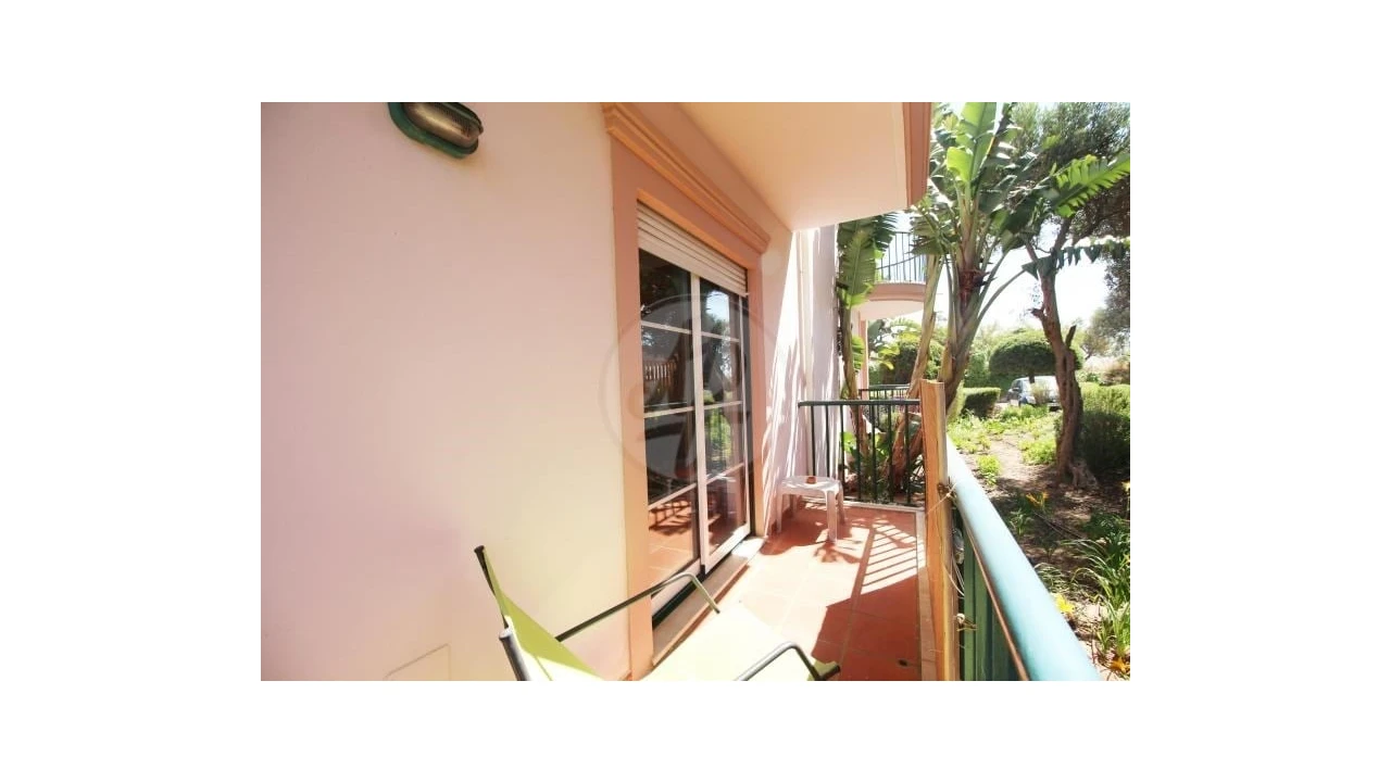 Apartamento T1 para Venda em Luz Foto 9