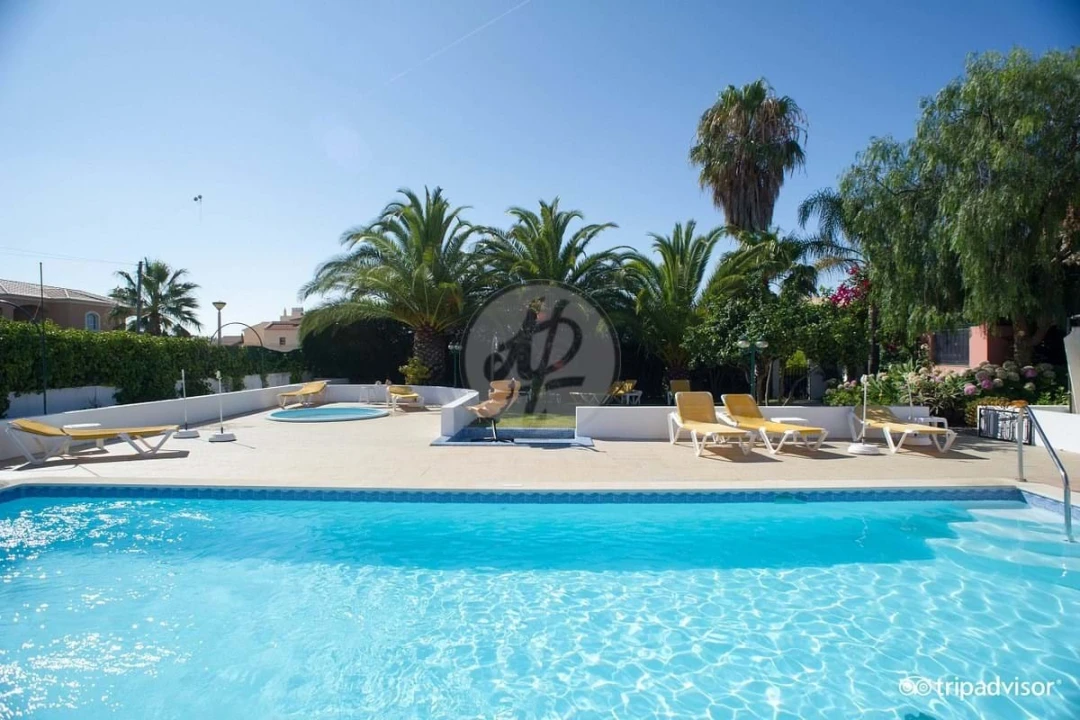 Negócio para Venda em Lagos (São Sebastião e Santa Maria) Foto 1