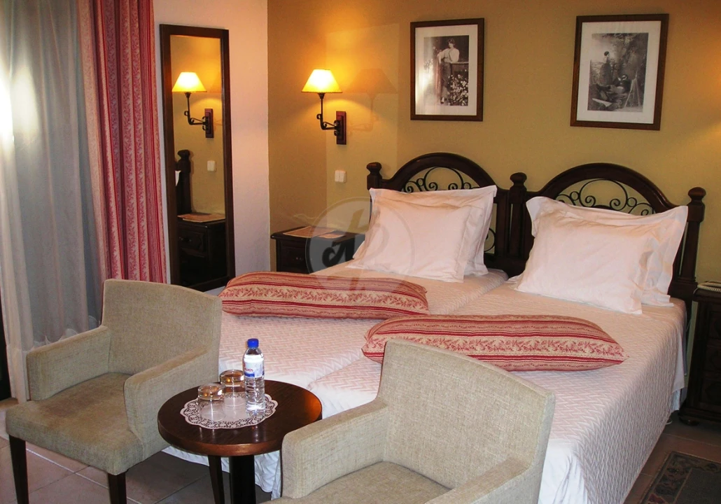 Negócio para Venda em Lagos (São Sebastião e Santa Maria) Foto 12