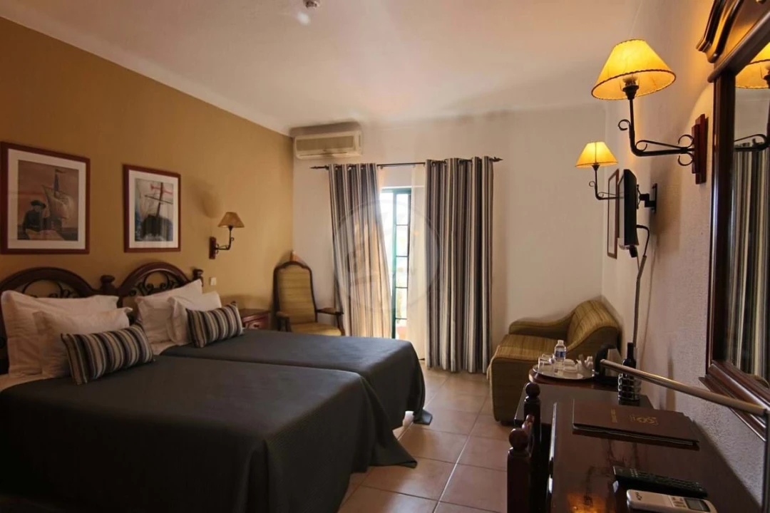 Negócio para Venda em Lagos (São Sebastião e Santa Maria) Foto 22