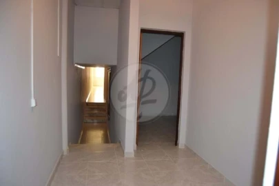 Negócio para Venda em Lagos (São Sebastião e Santa Maria)