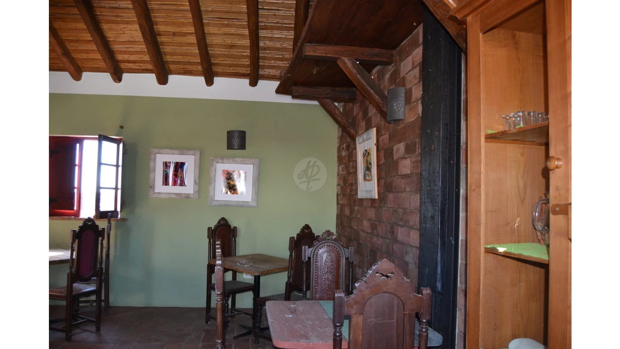 Negócio para Venda em Lagos (São Sebastião e Santa Maria) Foto 5