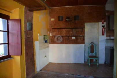 Negócio para Venda em Lagos (São Sebastião e Santa Maria)
