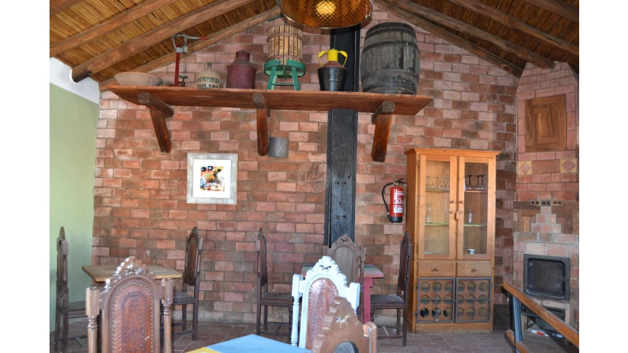 Negócio para Venda em Lagos (São Sebastião e Santa Maria) Foto 9