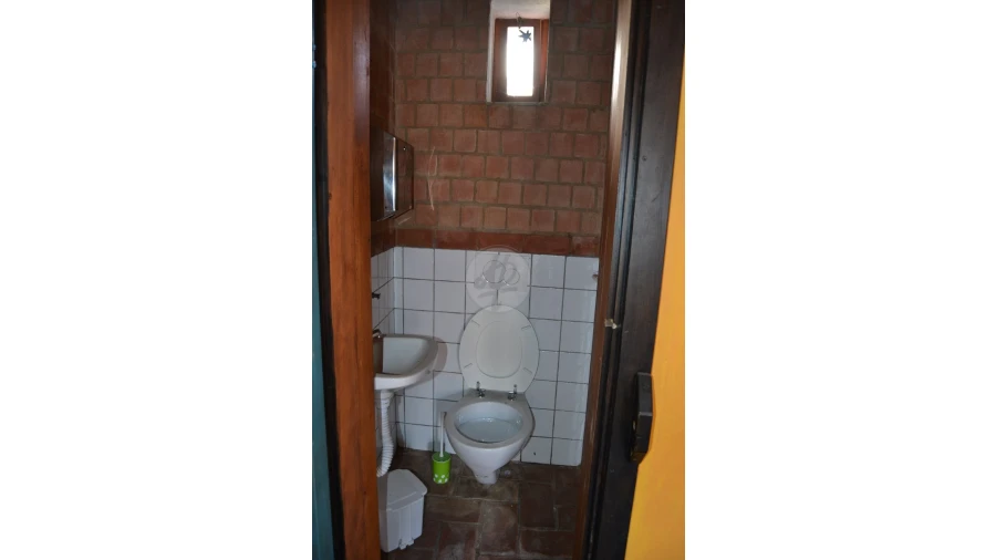 Negócio para Venda em Lagos (São Sebastião e Santa Maria) Foto 11