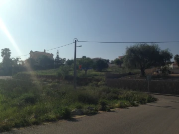 Terreno para Venda em Lagos (São Sebastião e Santa Maria)