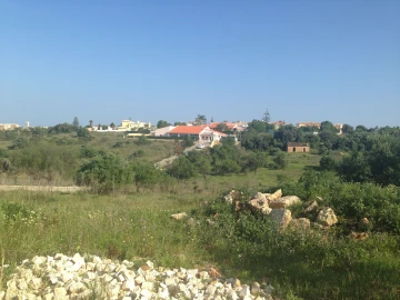 Terreno para Venda em Lagos (São Sebastião e Santa Maria)