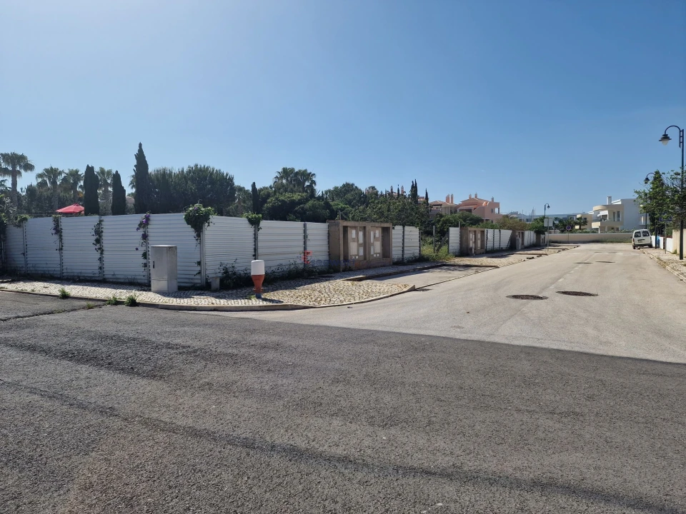 Terreno para Venda em Lagos (São Sebastião e Santa Maria) Foto 4